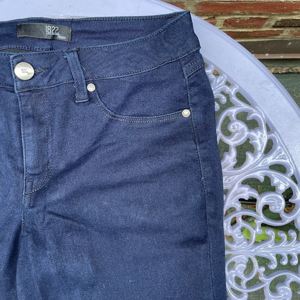 1822 Denim Shorts - Picture 7 of 11